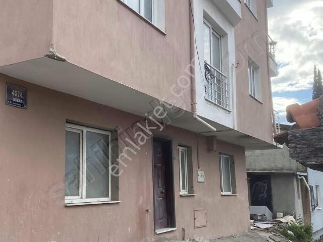 Bornova Altındağ Merkez Mahallesi 3+1 Satılık Konut