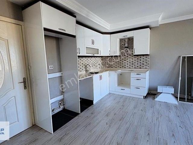 Bornova Altındağ Meriç Mah.de Kiralık Doğalgazlı 2+1 Daire