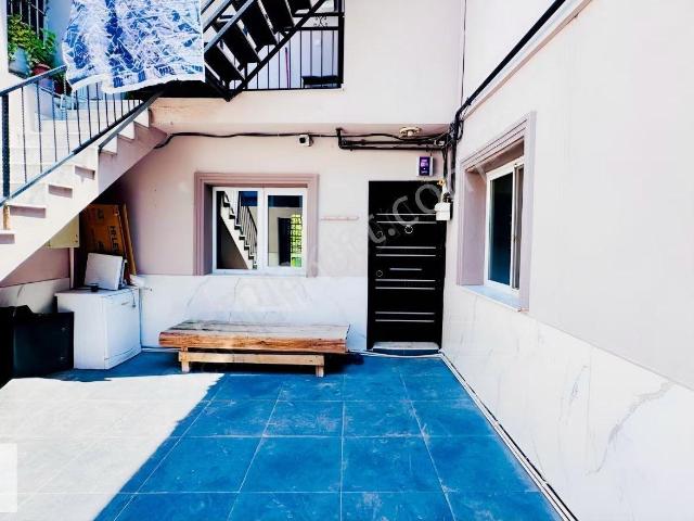 Bornova Çamdibi Meriç Mah. De Kiralık 2+1 Doğalgazlı Daire