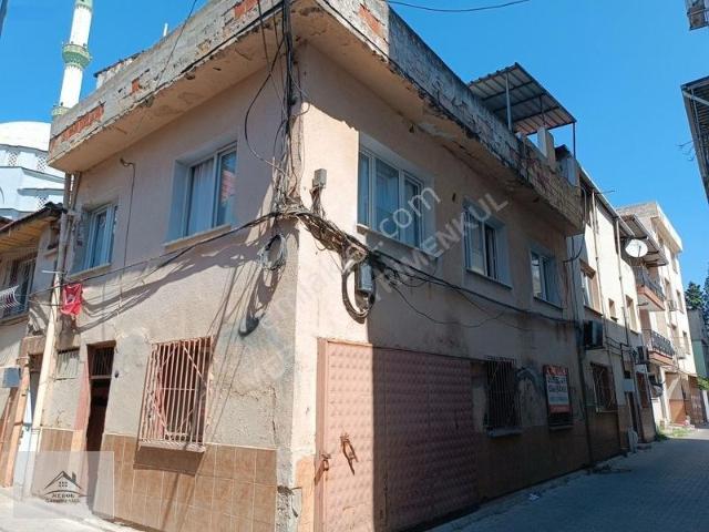 Bornova Çamdibi'nde Satılık 4 Daireli Bina/arsa Fırsatı