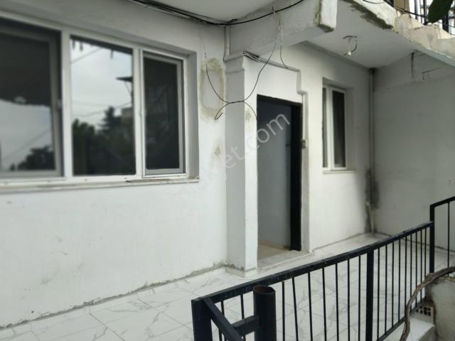 Bornova Bayraklı Cengiz Handa Müstakil 2+1dairemiz Kiralıktır