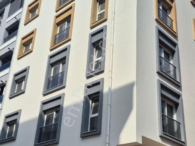 Bornova Da 1+1 Kiralık Lüks Daire