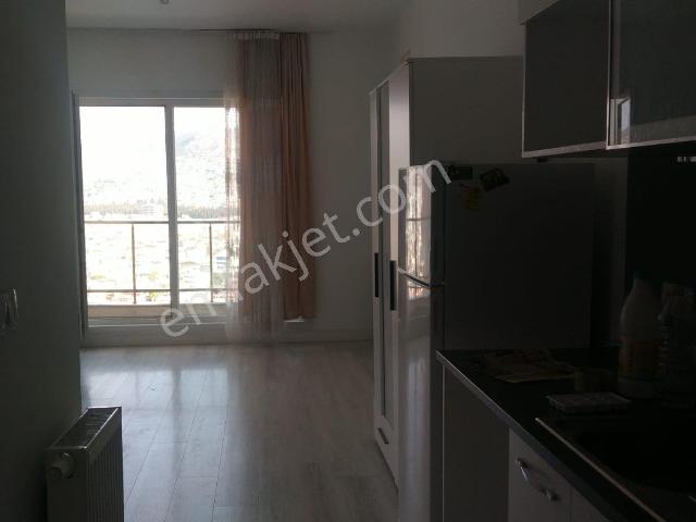 Bornova Dap İzmir Şehir Manzaralı Kısmi Eşyalı Kiralık Stüdyo