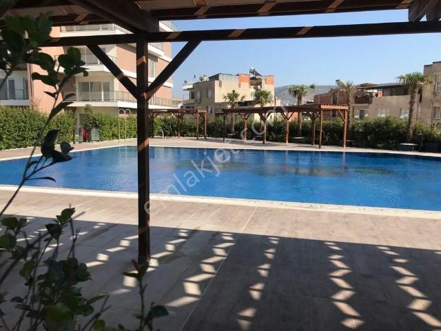 Bornova Dap İzmir'de Full Deniz Manzaralı 2+1 Kiralık Daire