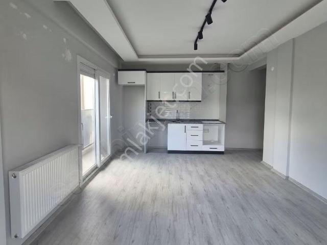 Bornova Doğanlar Da 2+1 Satılık Lüks Daire