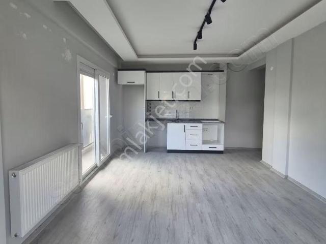 Bornova Doğanlar Da 2+1 Satılık Lüks Daire