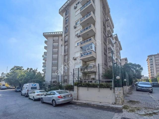 Bornova Evka 3 Havuzlu Site İçi 4+1 Kiralık Ferah Daire