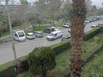 Bornova Evka 3 Okyanus Koleji Ve Dolmuş Durakları Yakını 3+1