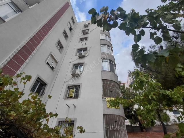 Bornova Evka 4 2+1 Açık Mutfak Kiralık Daire