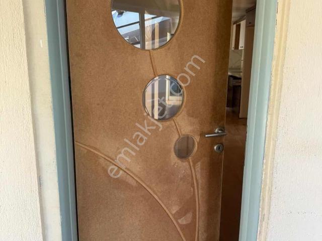 Bornova Eğriderede Müstakil 3+1 Açık Mutfak Kiralık Daire