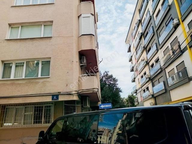Bornova Ege Üniversitesi Karşı Sokağı
