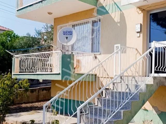 Bornova İnönü Mahallesi 3+1 Şehir Manzaralı Satılık 1,5 Daire