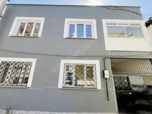 Bornova Kamil Tunca Cd. Arkası Kiralık 3+1 D.gazlı Daire
