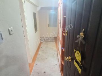 Bornova Kazımdirik'te Ege Üniversitesi Hastanesine 200 Metre 2+1 Eşyalı Ve Bakımlı Kiralık Daire
