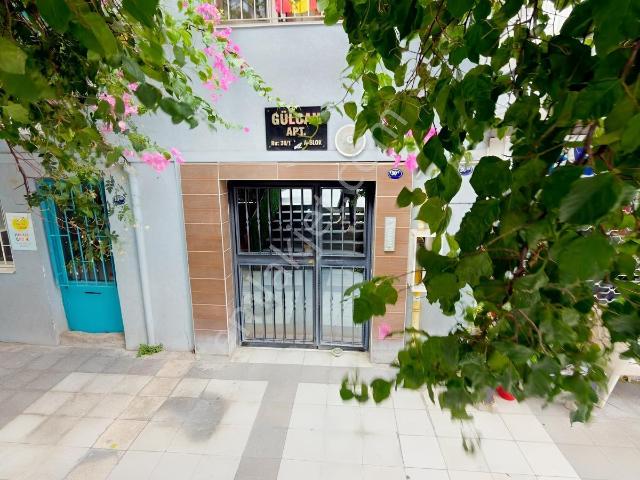 Bornova Kazımdirik Mah. Merkezi Konumda 3+1 Arakat Kiralık Daire
