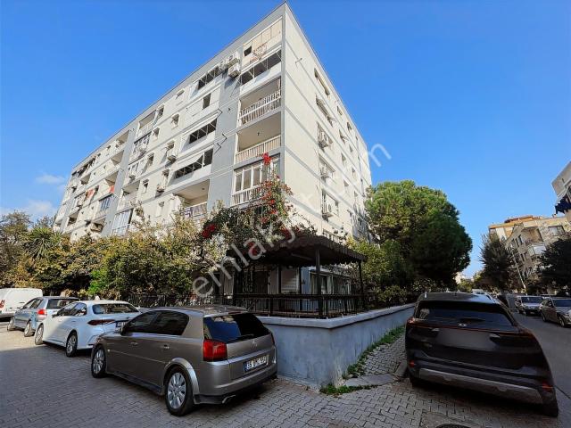 Bornova Kazımdirik Mahallesi Merkezi 2+1 Asansörlü Satılık Daire