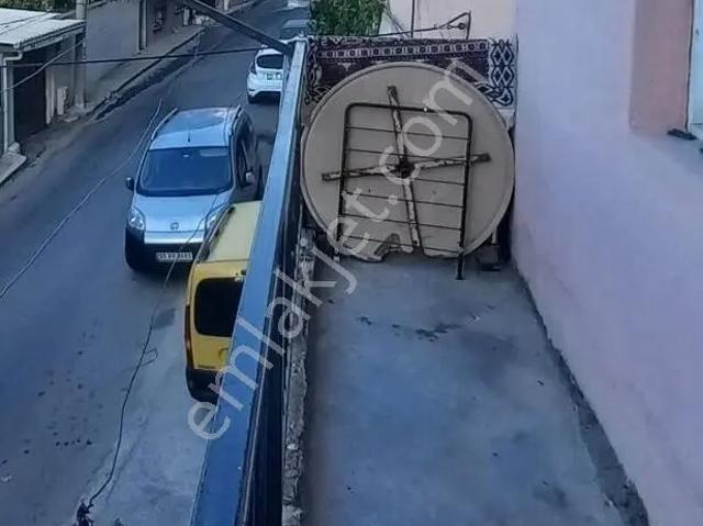 Bornova Serintepe'de Satılık Müstakil Bahçeli 3+2 Ev