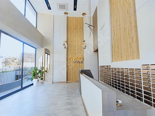 BORNOVAYEŞİLOVA VİVEN VOGUE RESİDENCE 2+1 GENİŞ TİP
