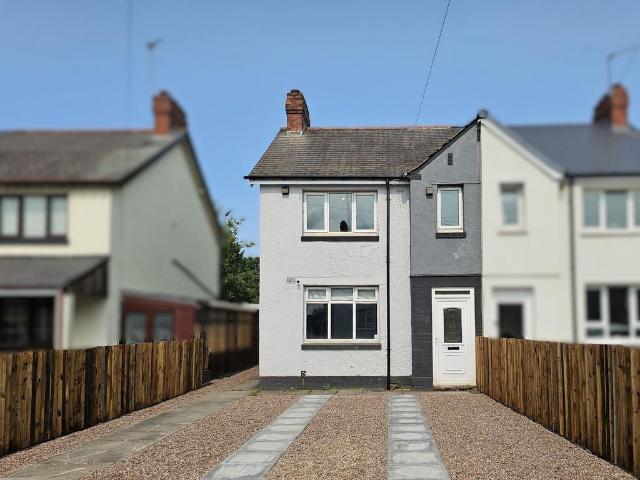 Borrow Street, Willenhall 3 bed semi detached house to rent £1,300 pcm £300 pw