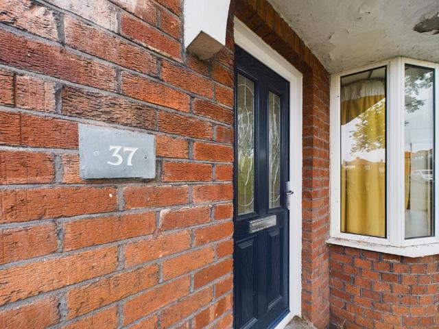 Borrowdale Road, Carlisle, CA2 3 bed semi detached house to rent £795 pcm £183 pw