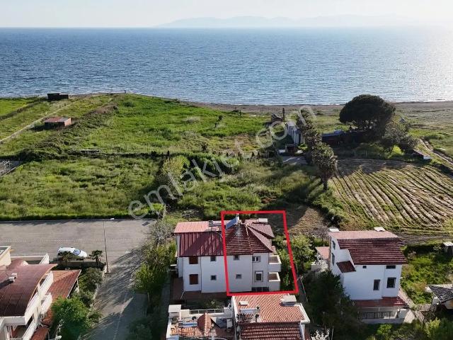 Borsem'den Salihleraltı'nda Deniz Manzaralı Satılık 6+1 Villa