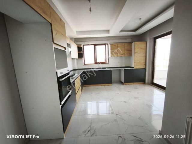 Bostanbaşı'nda Kiralık 3+1 Daire