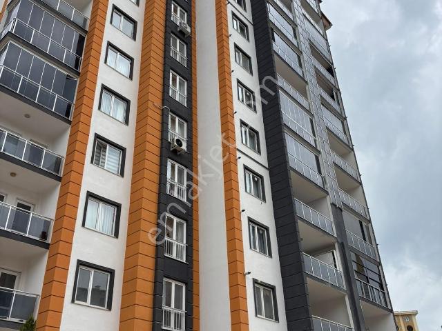 Bostanbaşında Prestij Gül Sitesinde 4+1 İçi Yapılı Kiralık Daire