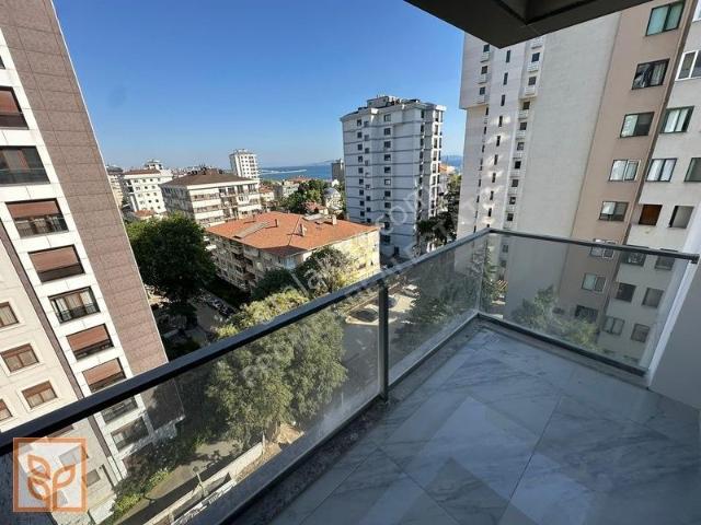 Bostancı Bağdat Cd 2. Paralel Deniz Manzaralı 3+1 Yeni Kiralık