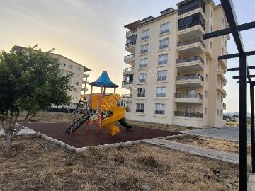 Bostancı Sitesinde Full Eşyalı Ayrı Mutfak 2+1 Daire