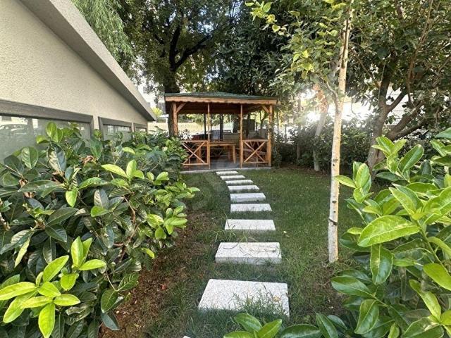 BOSTANCI GÖSTERİ MERKEZİ YANINDA ÖDÜLLÜ BİNADA 2+1 KiRALIK DAİRE