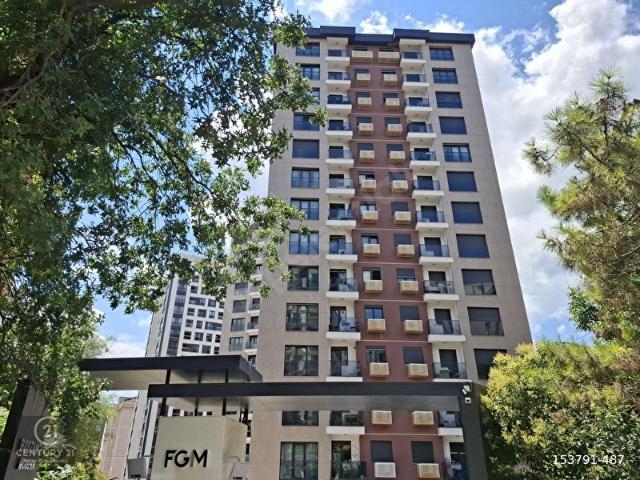 BOSTANCI MODERN SİTESİ'NDE SATILIK 2+1 DAİRE