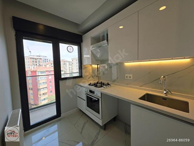 BOSTANCI Point'den SİTE İÇİNDE 724 GÜVENLİKLİ HAVUZLU 2+1 SATILIK DAİRE