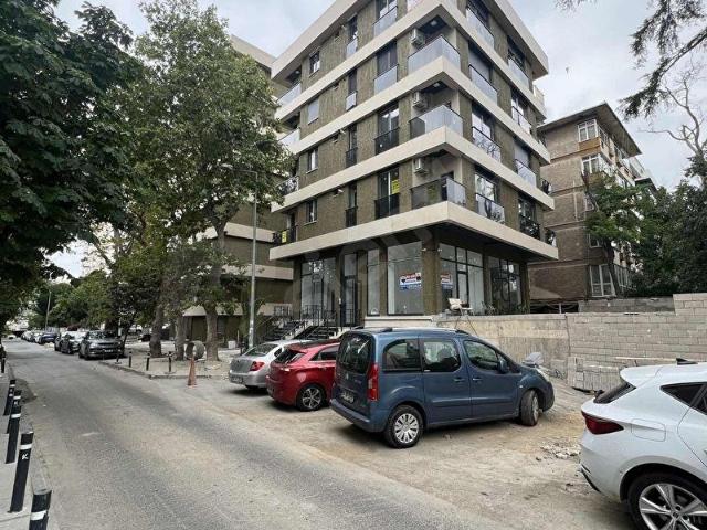 BOSTANCI SAHİLDE HARİKA KONUMDA BALKONLU SIFIR 2+1 DAİRE