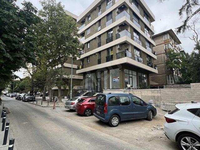 BOSTANCI SAHİLDE KAPALI OTOPARKLI SIFIR 2+1 DAİRE