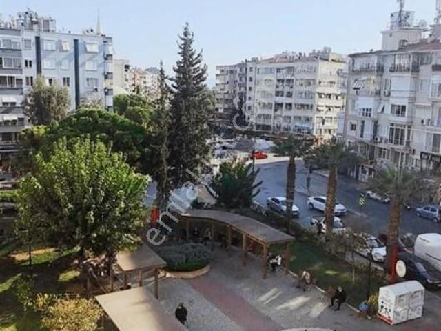 Bostanlı Balıkçı Parkı Tadilatlı Önü Açık Geniş 3+1 Balkonlu