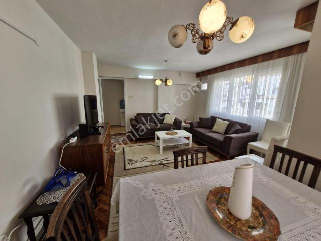 Bostanlı Da Full Eşyalı 3+1 Köşe Arakat Kiralık Daire Mkd Emlak