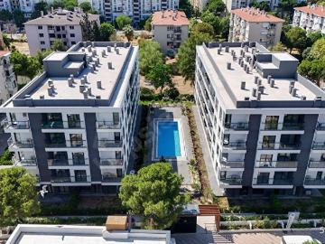 Bostanlıda Havuzlu Trademark Sense Sitesi Kiralık 1+1 Lüks Daire