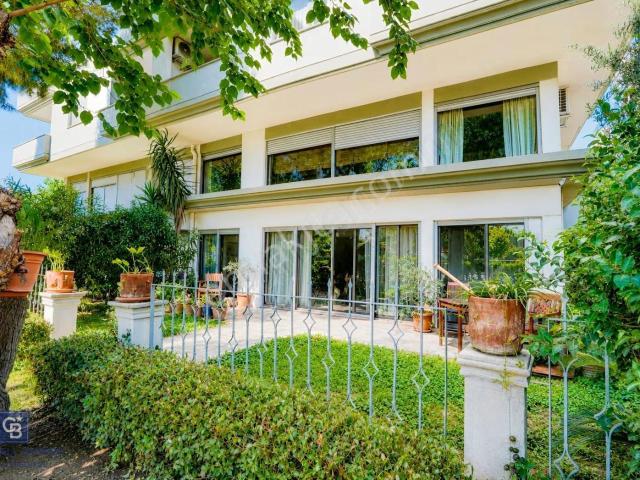 Bostanlı Dereboyunda Villa Tadında Satılık 3+1 Dubleks Daire