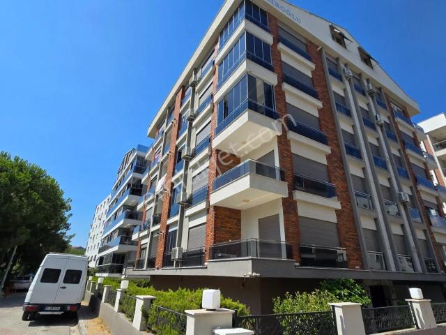 Bostanlı Gode Cengiz Parkı Yanında Kiralık 3+1 Daire