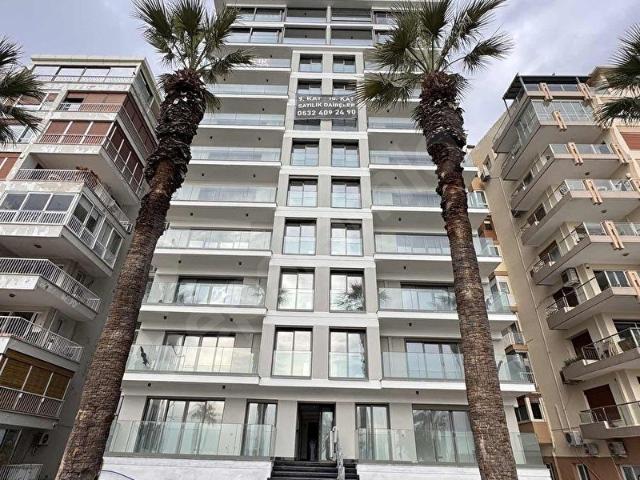 BOSTANLI SAHİLDE İSKELE KARŞISI 3+1 SIFIR DAİRE