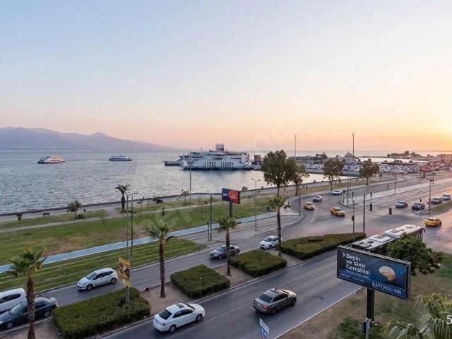 Bostalı Yıllar Apartmanında Sıfır Bina 3+1 Kiralık Yalı Dairesi