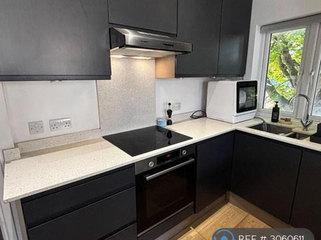Bostall Hill, London, SE2 1 bed maisonette to rent £1,250 pcm £288 pw