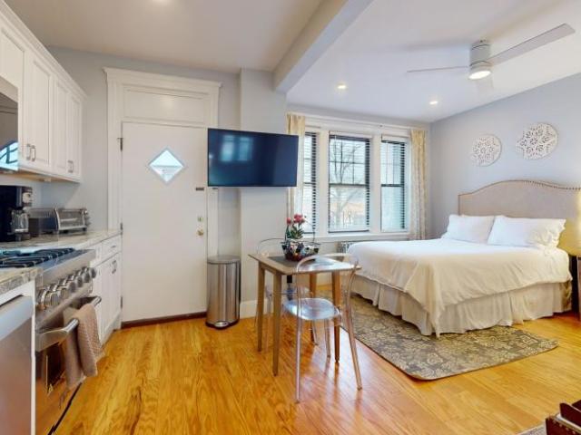 Boston MA 02135 98273200