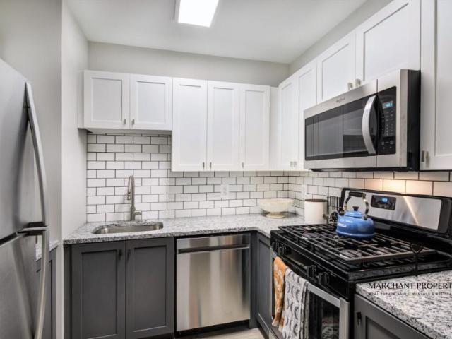 Boston MA 02215 94859184