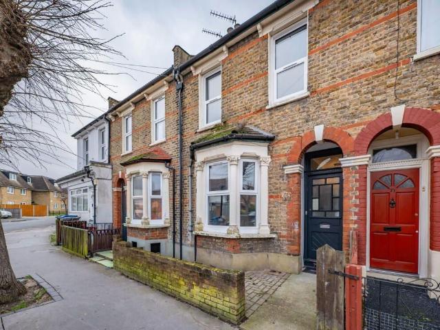 Boston Road, Croydon CR0, 3 bed terraced house to rent, £2,450 pcm | PrimeLocation