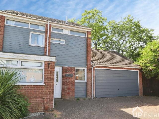 Boswell Drive, Coventry CV2, 3 bed end terrace house to rent, £1,200 pcm | PrimeLocation