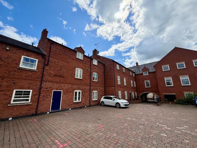 Bosworth House, Ashby De La Zouch LE65, 2 bed flat to rent, £900 pcm | PrimeLocation