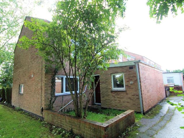 Bosanquet Close, Uxbridge UB8, 5 bed property to rent, £2,500 pcm | PrimeLocation