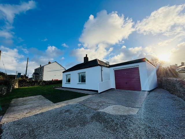 Boscaswell Downs, Pendeen TR19, 3 bed detached bungalow to rent, £1,295 pcm | PrimeLocation