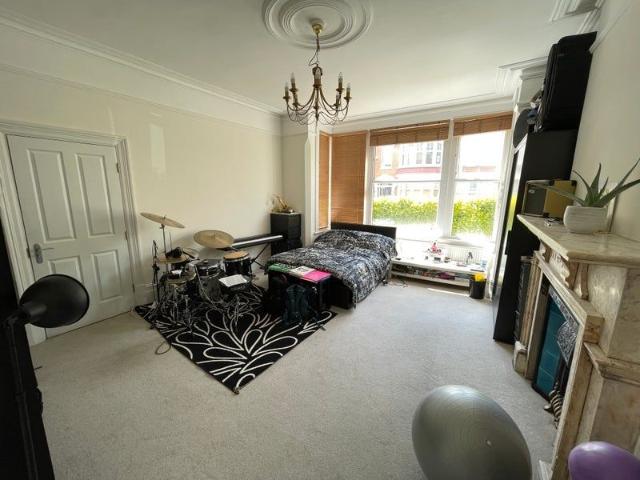 Boscombe Avenue, Leyton E10, Studio to rent, £1,604 pcm | PrimeLocation